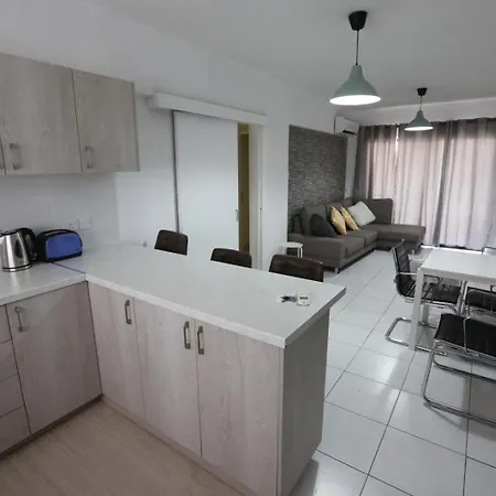 Apartament Near The